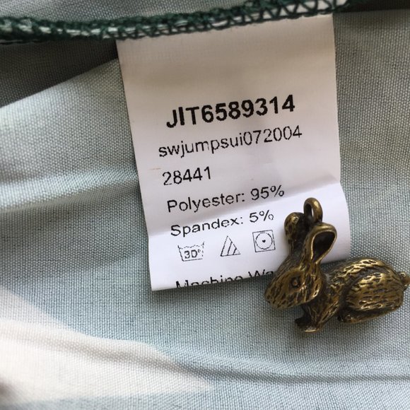 Shein Banana Leaf Print Romper Size XS - Picture 7 of 9